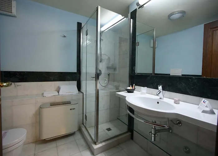 Casa Dei Mercanti Town House 4* לצ'ה
