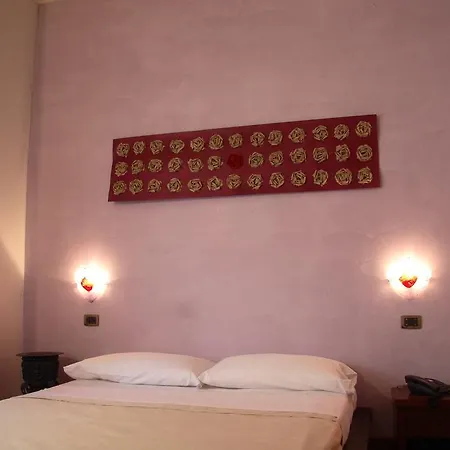 Casa Dei Mercanti Town House Oda ve Kahvaltı